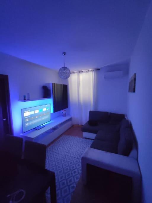 Appartamento A 5 Min Dal Centro Tortona Esterno foto